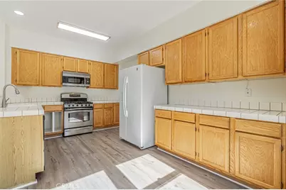 2844 Brookhurst Court, Palmdale, CA 93551 - Photo 15