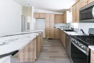 40104 Walcott, Temecula, CA 92591 - Photo 17