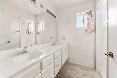 25300 Corte Sombrero, Murrieta, CA 92563 - Photo 29
