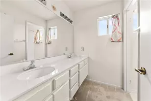 25300 Corte Sombrero, Murrieta, CA 92563 - Photo 29