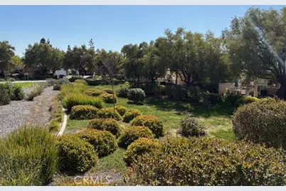 24175 Via Llano, Murrieta, CA 92562 - Photo 3