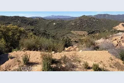 41591 Corte Vista Gusta, Murrieta, CA 92562 - Photo 5