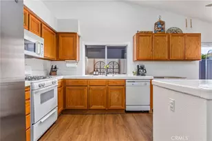 19385 Stonewood, Lake Elsinore, CA 92530 - Photo 13