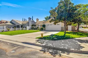 19385 Stonewood, Lake Elsinore, CA 92530 - Photo 5