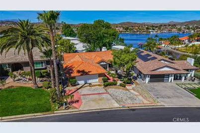 22470 Lighthouse Drive, Canyon Lake, CA 92587 - Photo 3