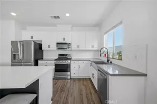 26459 Wreath Ct, Menifee, CA 92584 - Photo 11