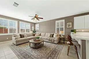 30255 Fetzer Cir, Murrieta, CA 92563 - Photo 9