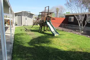 43690 Elliot Ct, Hemet, CA 92544 - Photo 3