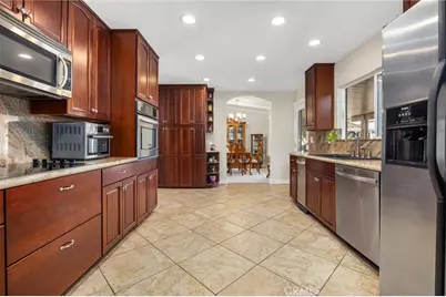 30176 Windward, Canyon Lake, CA 92587 - Photo 9