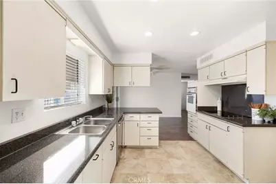 28245 Windsor, Menifee, CA 92586 - Photo 13