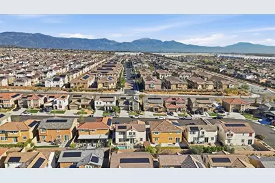 5236 Collard Avenue, Fontana, CA 92336 - Photo 7