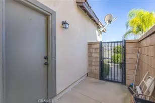 35385 Summerholly Ln, Murrieta, CA 92563 - Photo 51