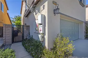 35385 Summerholly Ln, Murrieta, CA 92563 - Photo 5
