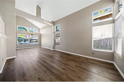 30354 Falcon Point Court, Murrieta, CA 92563 - Photo 5