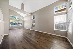 30354 Falcon Point Ct, Murrieta, CA 92563 - Photo 5