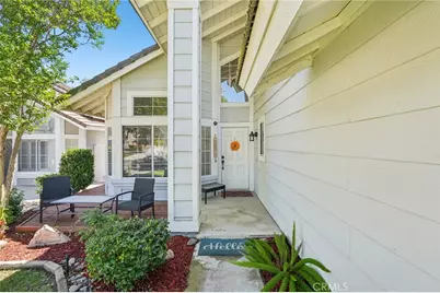 39908 Falcon Way, Murrieta, CA 92562 - Photo 5
