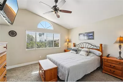 39908 Falcon Way, Murrieta, CA 92562 - Photo 19