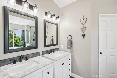 39908 Falcon Way, Murrieta, CA 92562 - Photo 21