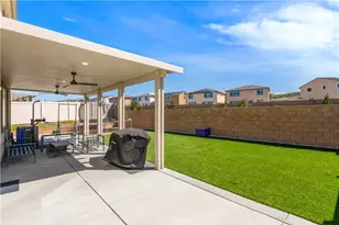 34438 Coconut Cir, Winchester, CA 92596 - Photo 27