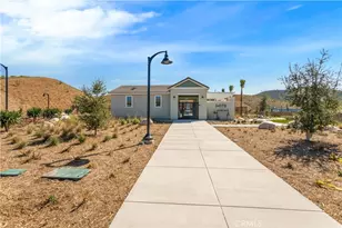 34438 Coconut Cir, Winchester, CA 92596 - Photo 37