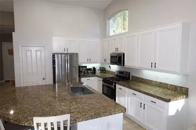 32366 Whispering Willow, Lake Elsinore, CA 92532 - Photo 29