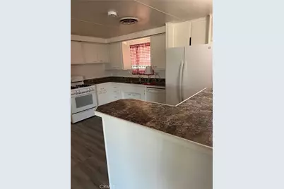 900 Johnston, Hemet, CA 92543 - Photo 9