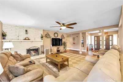 25907 New Chicago, Hemet, CA 92544 - Photo 17