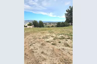 18155 Orange, Hesperia, CA 92345 - Photo 3