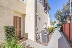 35864 Hazelhurst, Murrieta, CA 92562 - Photo 17