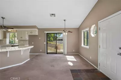 29360 Vacation, Canyon Lake, CA 92587 - Photo 11