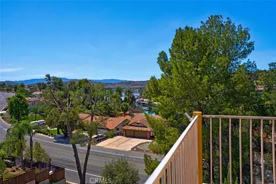 29360 Vacation, Canyon Lake, CA 92587 - Photo 5