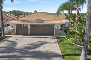 30251 Swan Point, Canyon Lake, CA 92587 - Photo 9