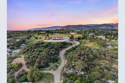 26746 Calle De Encinas, Valley Center, CA 92082 - Photo 3