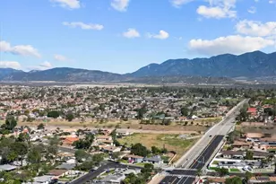 661 Woodhill, Rialto, CA 92376 - Photo 45