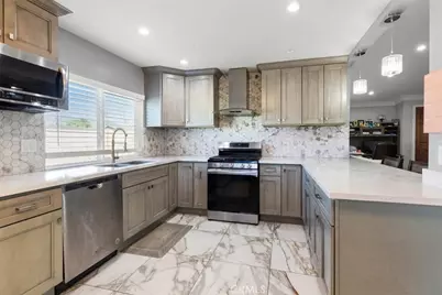 661 Woodhill, Rialto, CA 92376 - Photo 13