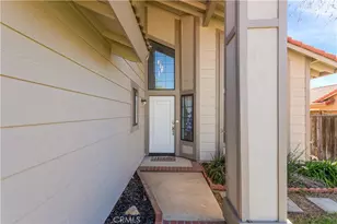 22711 Queensbury Ct, Wildomar, CA 92595 - Photo 5