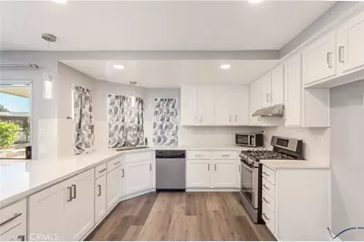 22711 Queensbury Ct, Wildomar, CA 92595 - Photo 7