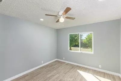 27355 Scott Road, Menifee, CA 92584 - Photo 17