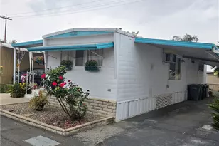 880 N Lake St, Hemet, CA 92544 - Photo 3