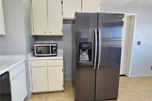 5734 Wainwright Ave, 29 Palms MCB, CA 92277 - Photo 13