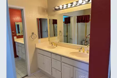 40614 Calle Galacia, Murrieta, CA 92562 - Photo 13