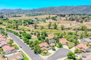 42466 Circulo Cavinara, Murrieta, CA 92562 - Photo 9