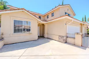 42466 Circulo Cavinara, Murrieta, CA 92562 - Photo 11