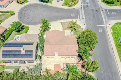 42466 Circulo Cavinara, Murrieta, CA 92562 - Photo 7