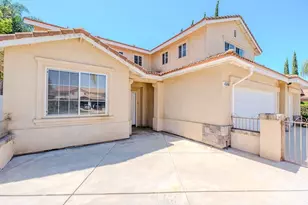 42466 Circulo Cavinara, Murrieta, CA 92562 - Photo 11