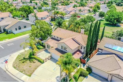 42466 Circulo Cavinara, Murrieta, CA 92562 - Photo 5