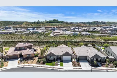 32375 Salvia Lane, Temecula, CA 92591 - Photo 3