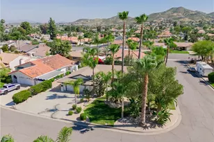 23509 Cutter Dr, Canyon Lake, CA 92587 - Photo 3