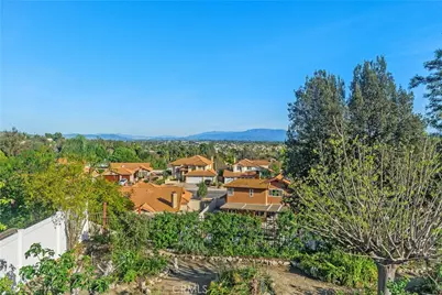 39600 Glenwood Court, Murrieta, CA 92563 - Photo 33