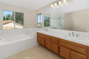 39600 Glenwood Ct, Murrieta, CA 92563 - Photo 19